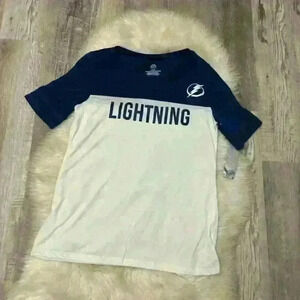 NWT NHL Tampa lightning white and blue t-shirt sz L